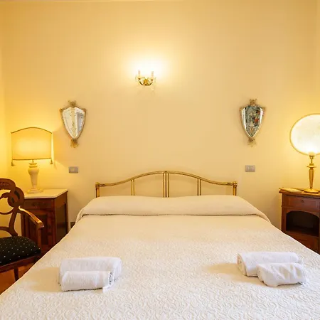 Art Deco - Locazione Turistica 4*