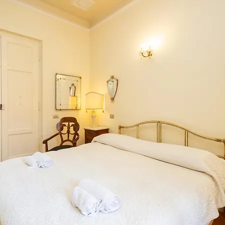 Nocleg ze śniadaniem Art Deco - Locazione Turistica *